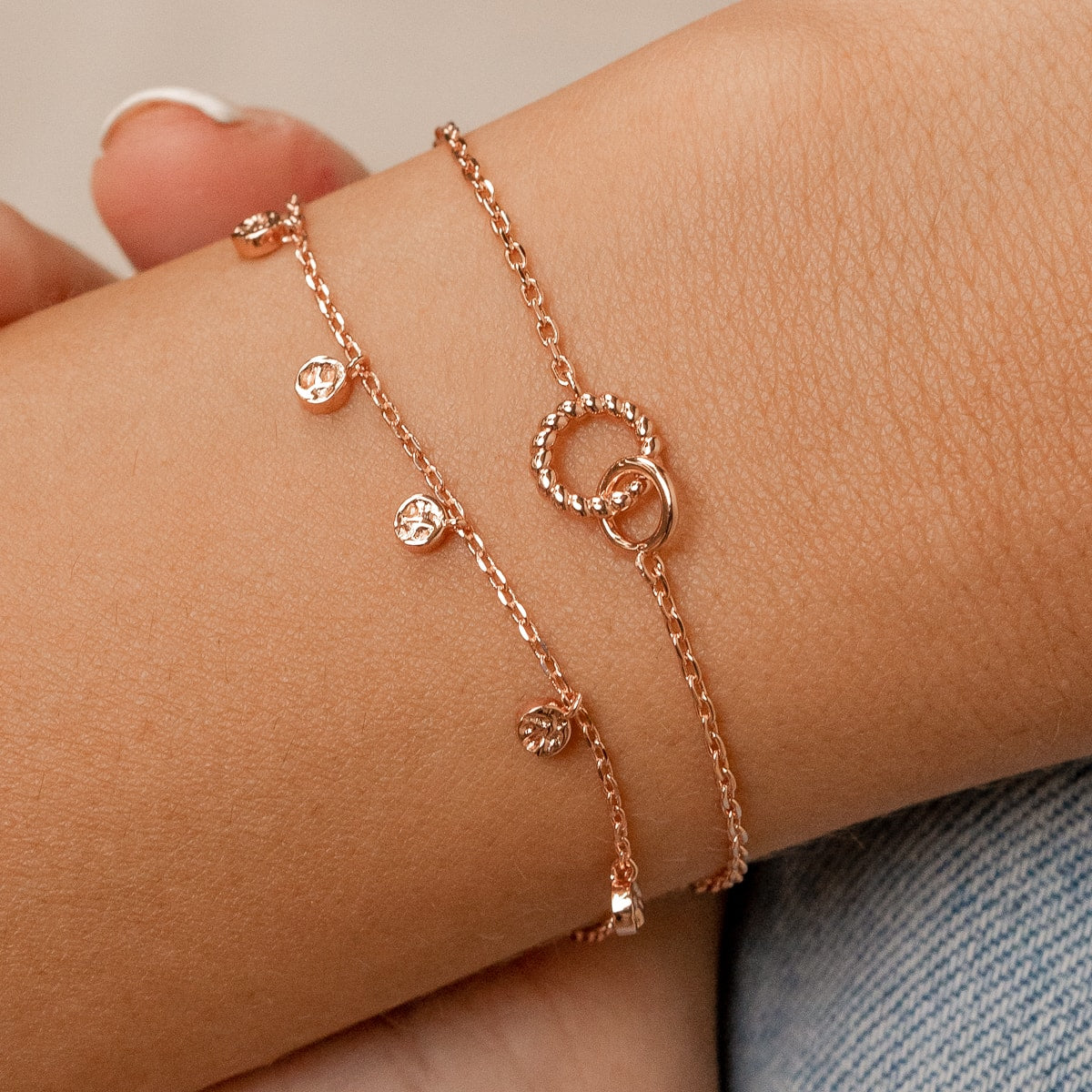 Dangling Discs Bracelet