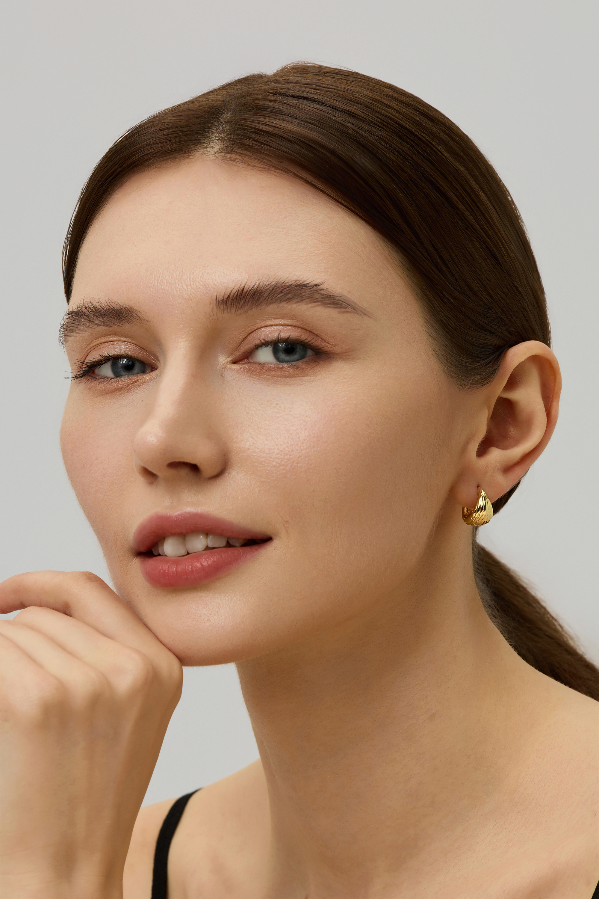 14K Gold Filled Sculpted Hoops Earrings