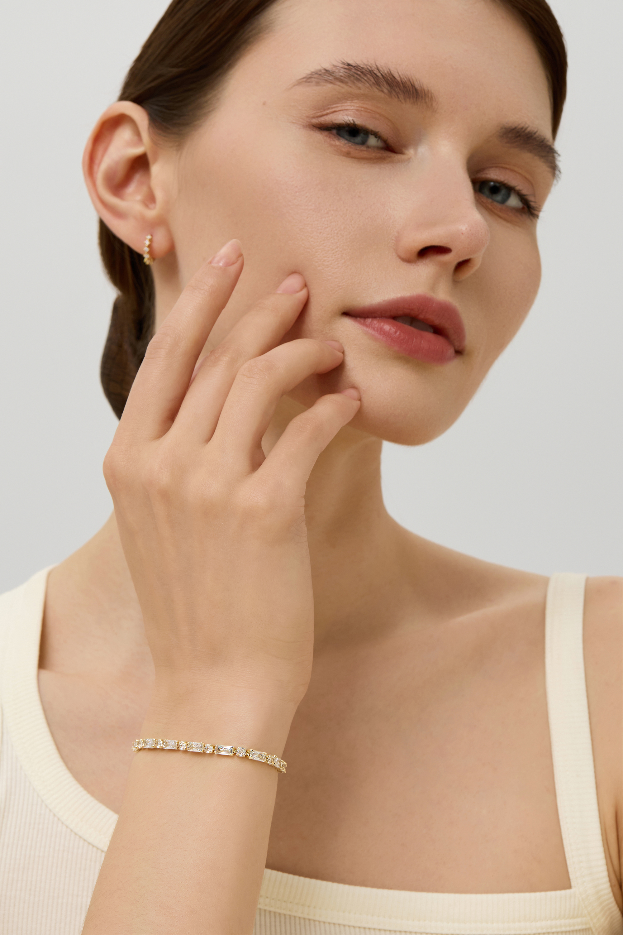 14K Gold Filled Round and Baguette Bracelet
